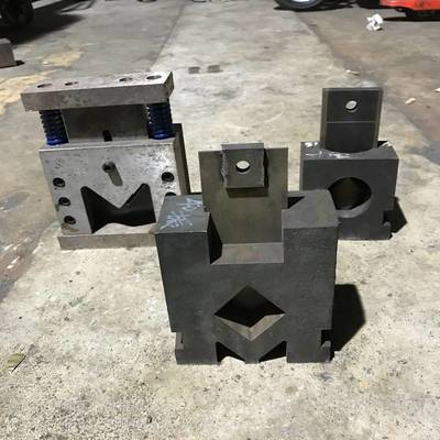 冲断模具 无毛刺方管切断模具 佛山亿盈现货冲孔机模具
