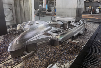 集度首款汽车机器人车身模具制造进入加工装配阶段 2023年量产交付